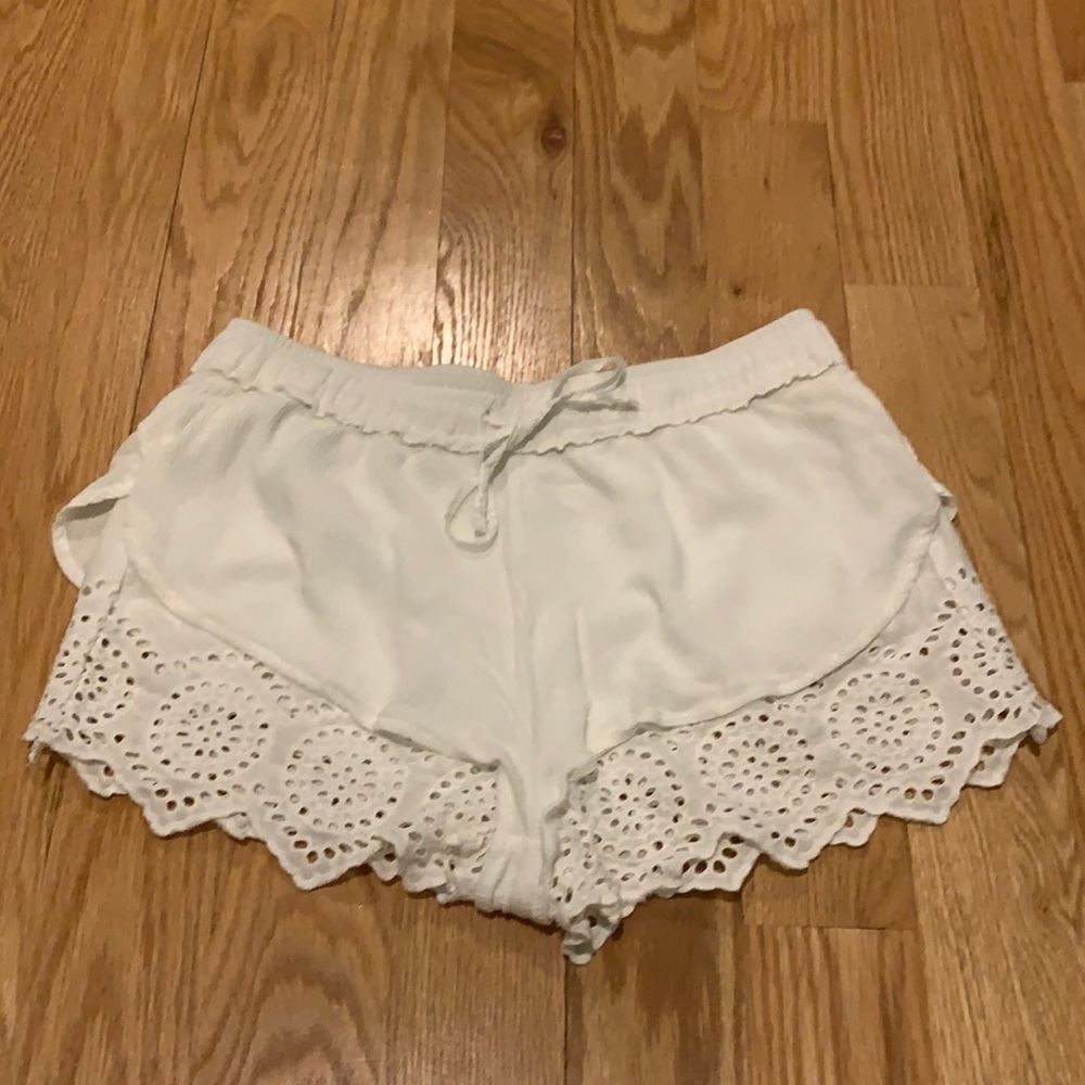 Crochet Hem Short